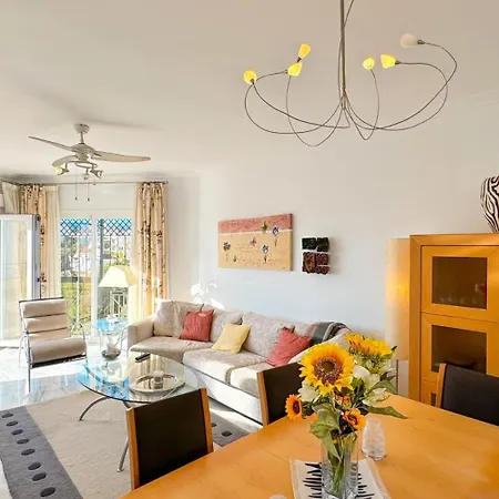 3 Bed 400m From Burriana Beach, Private Pool Villa Nerja