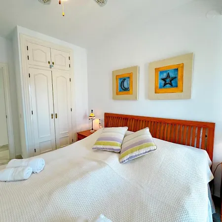 Villa 3 Bed 400m From Burriana Beach, Private Pool *